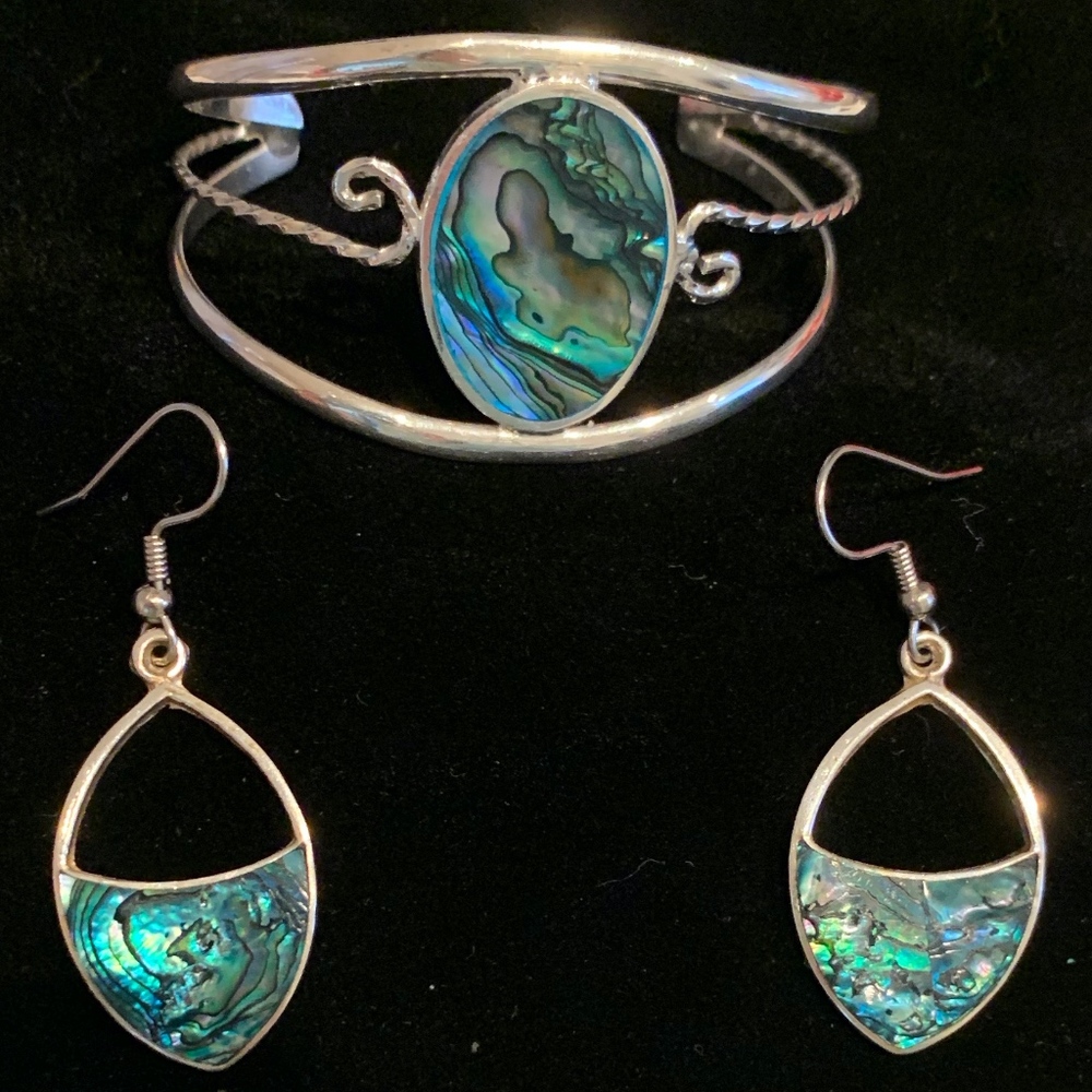Silver and shell bracelet and drop earrings